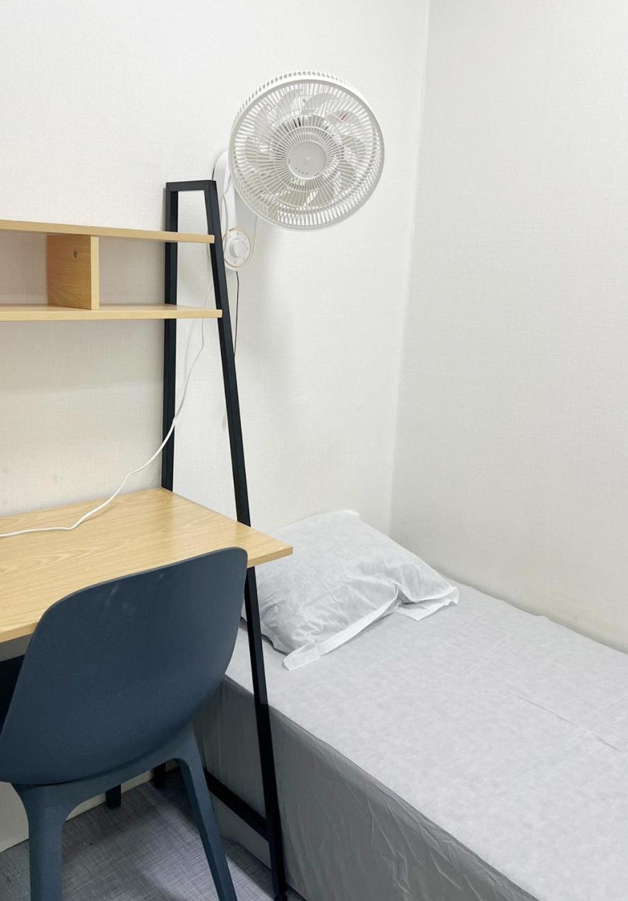 Hostel Sunshine Hongik - Male Only